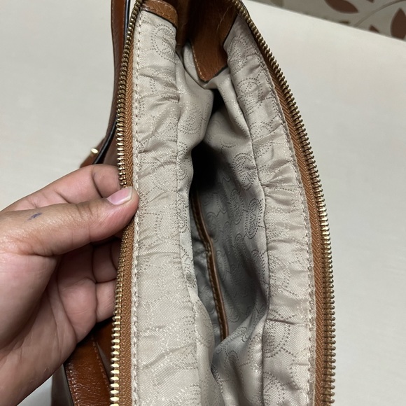 Authentic vintage Tan MK with studs - Picture 10 of 17